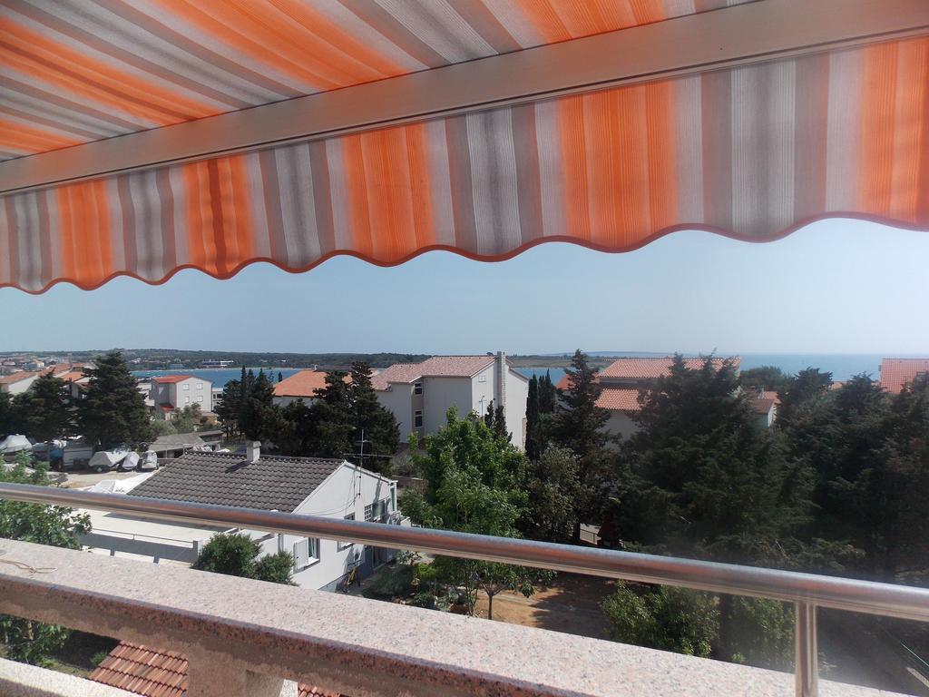 Apartmani Emilio Novalja Extérieur photo